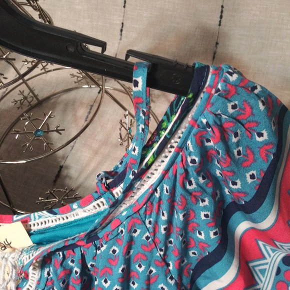 1424 Size Small Entro Tunic Top - Picture 2 of 5